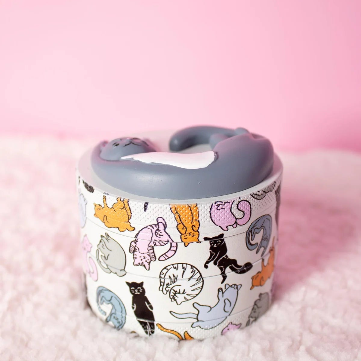Cozy Cat Grinder