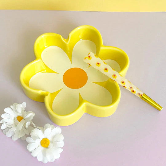Retro Daisy Ashtray